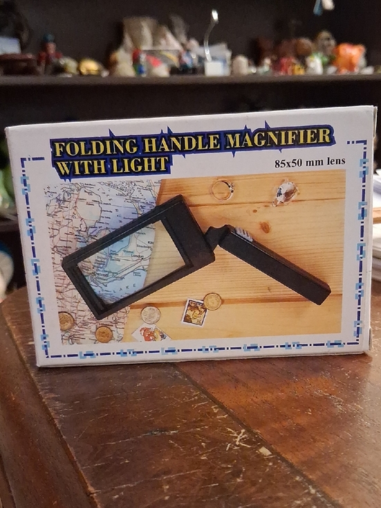 Other - Folding Handle Magnifier with Light - Black
